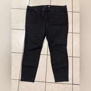 Old Navy Rockstar Women’s Plus Size 24 Black Super Skinny Jeans
